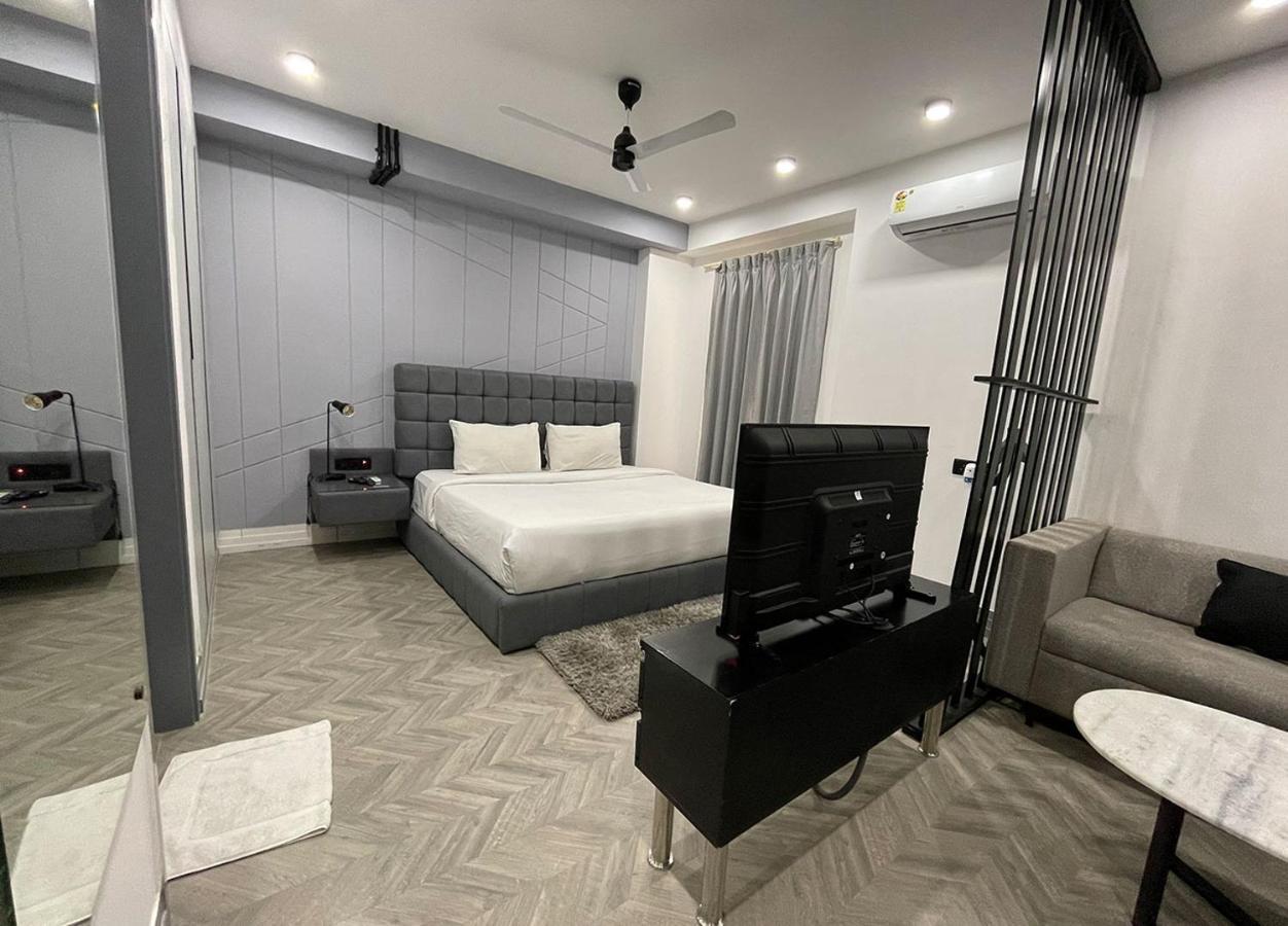 Bedchambers Serviced Apartments - Cyber City Gurgaon Buitenkant foto