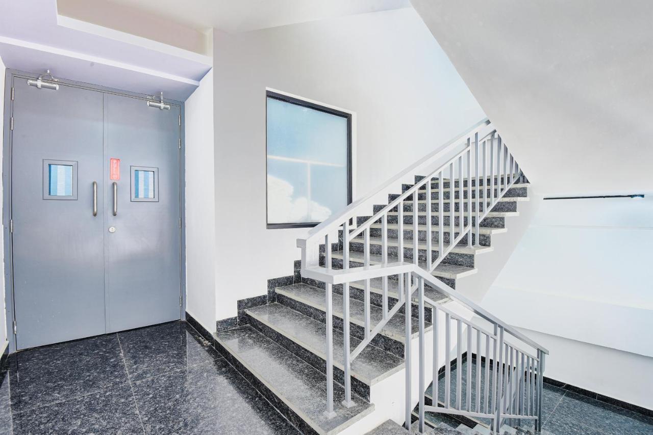 Bedchambers Serviced Apartments - Cyber City Gurgaon Buitenkant foto