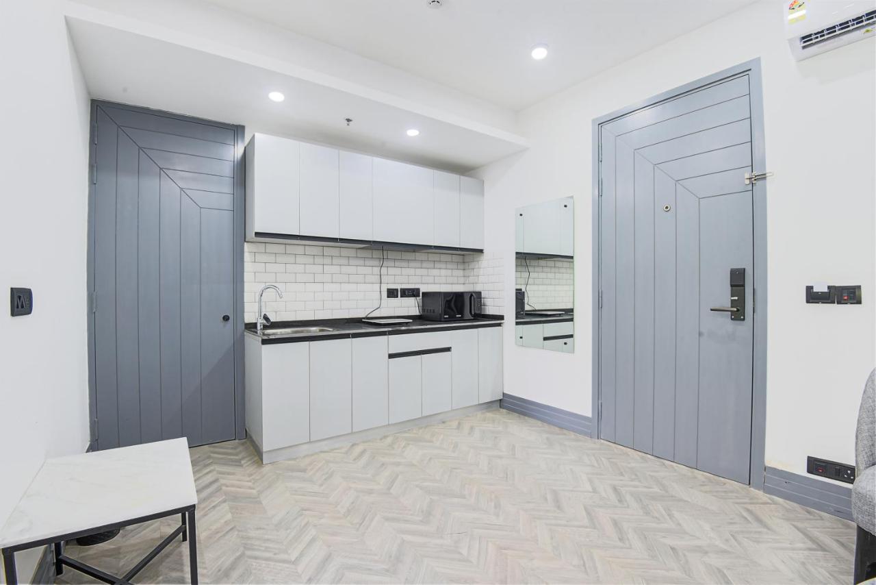 Bedchambers Serviced Apartments - Cyber City Gurgaon Buitenkant foto