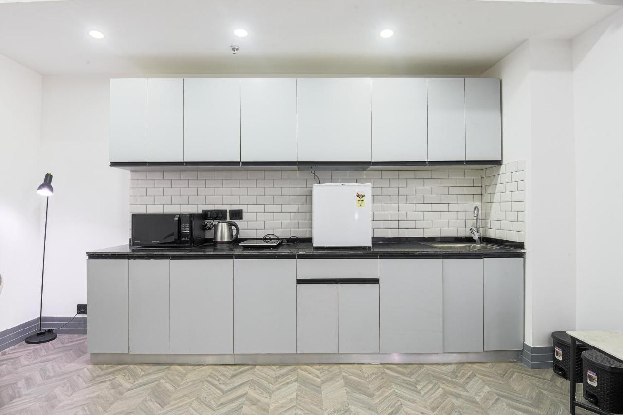 Bedchambers Serviced Apartments - Cyber City Gurgaon Buitenkant foto