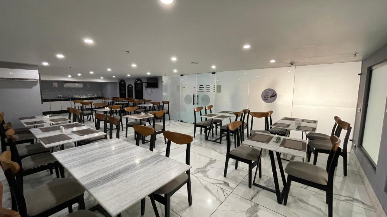 Bedchambers Serviced Apartments - Cyber City Gurgaon Buitenkant foto
