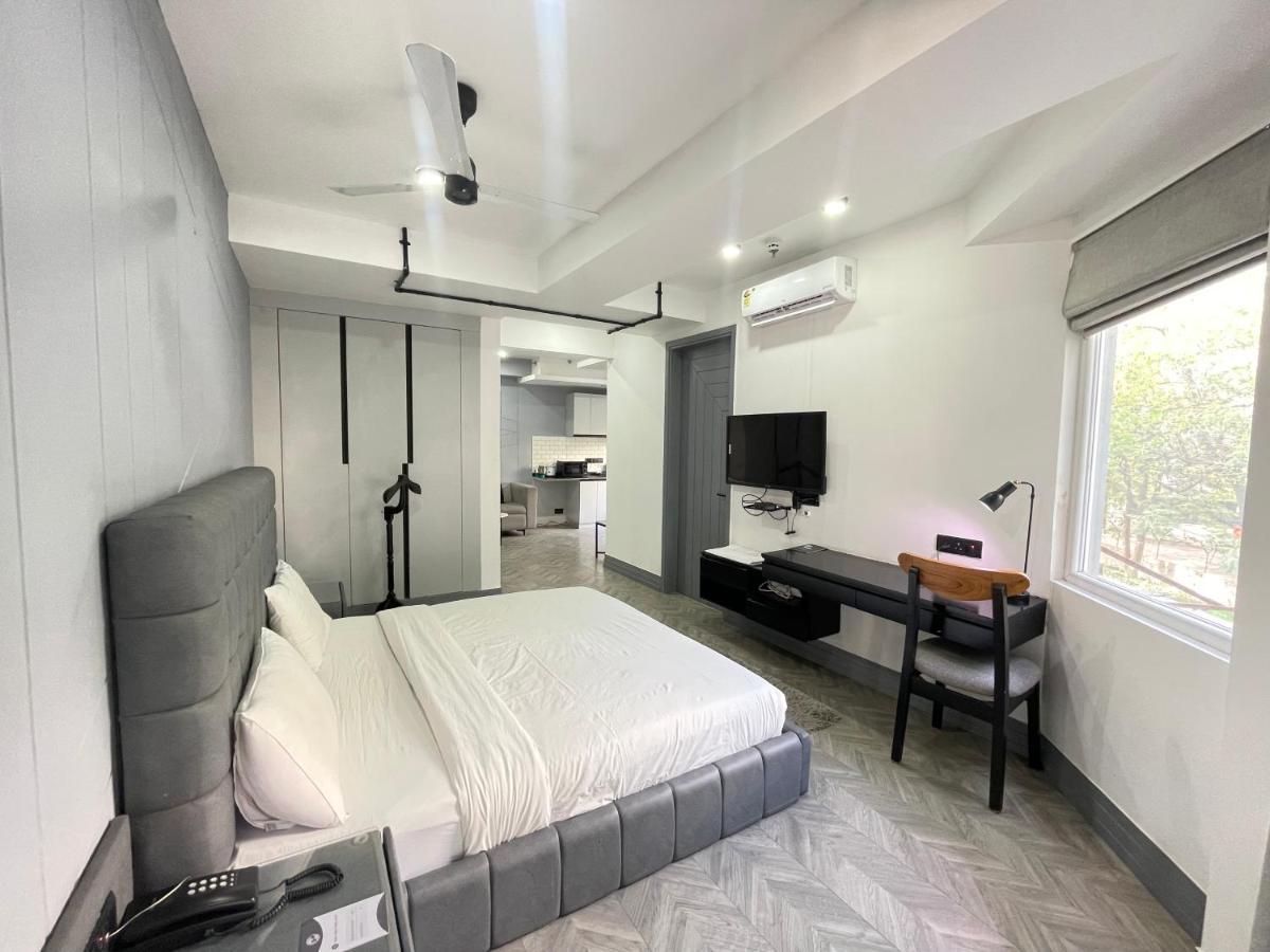 Bedchambers Serviced Apartments - Cyber City Gurgaon Buitenkant foto