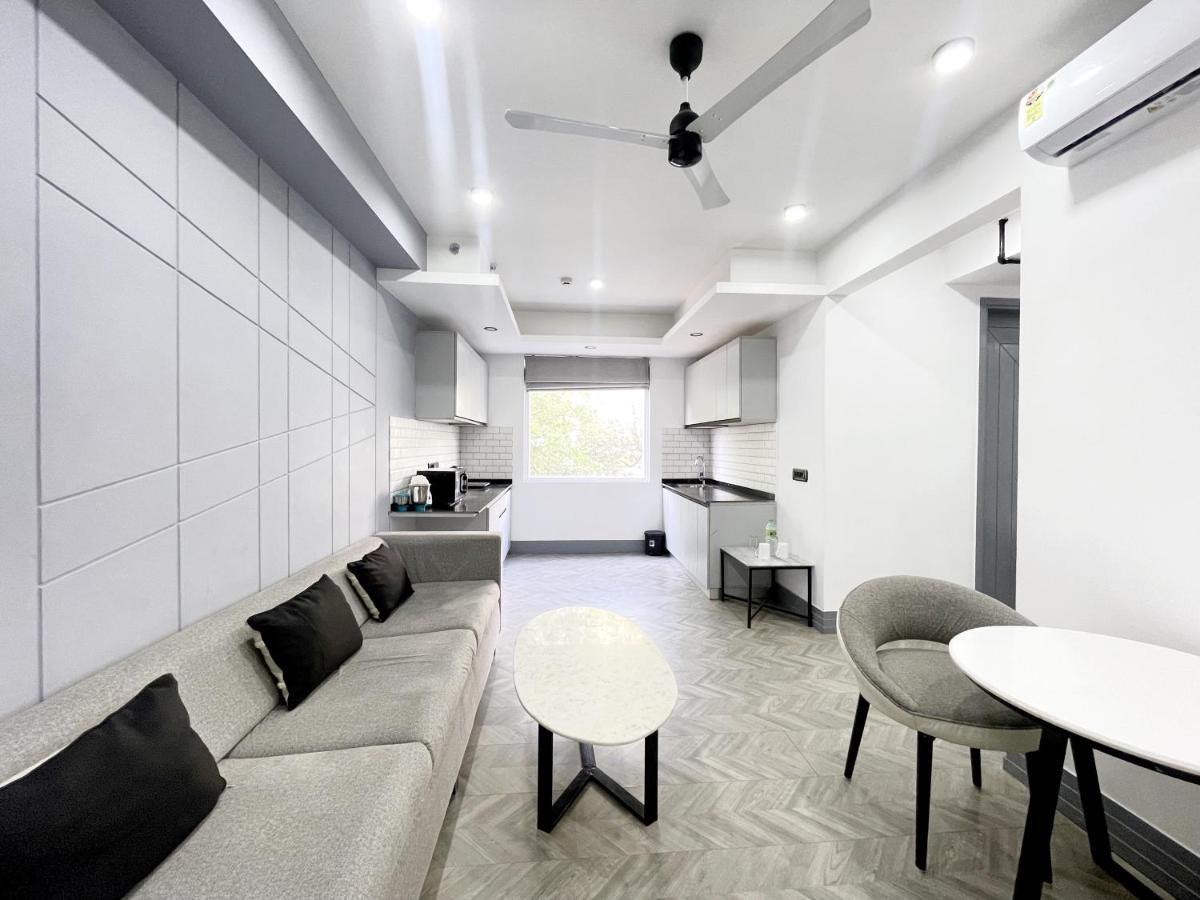 Bedchambers Serviced Apartments - Cyber City Gurgaon Buitenkant foto