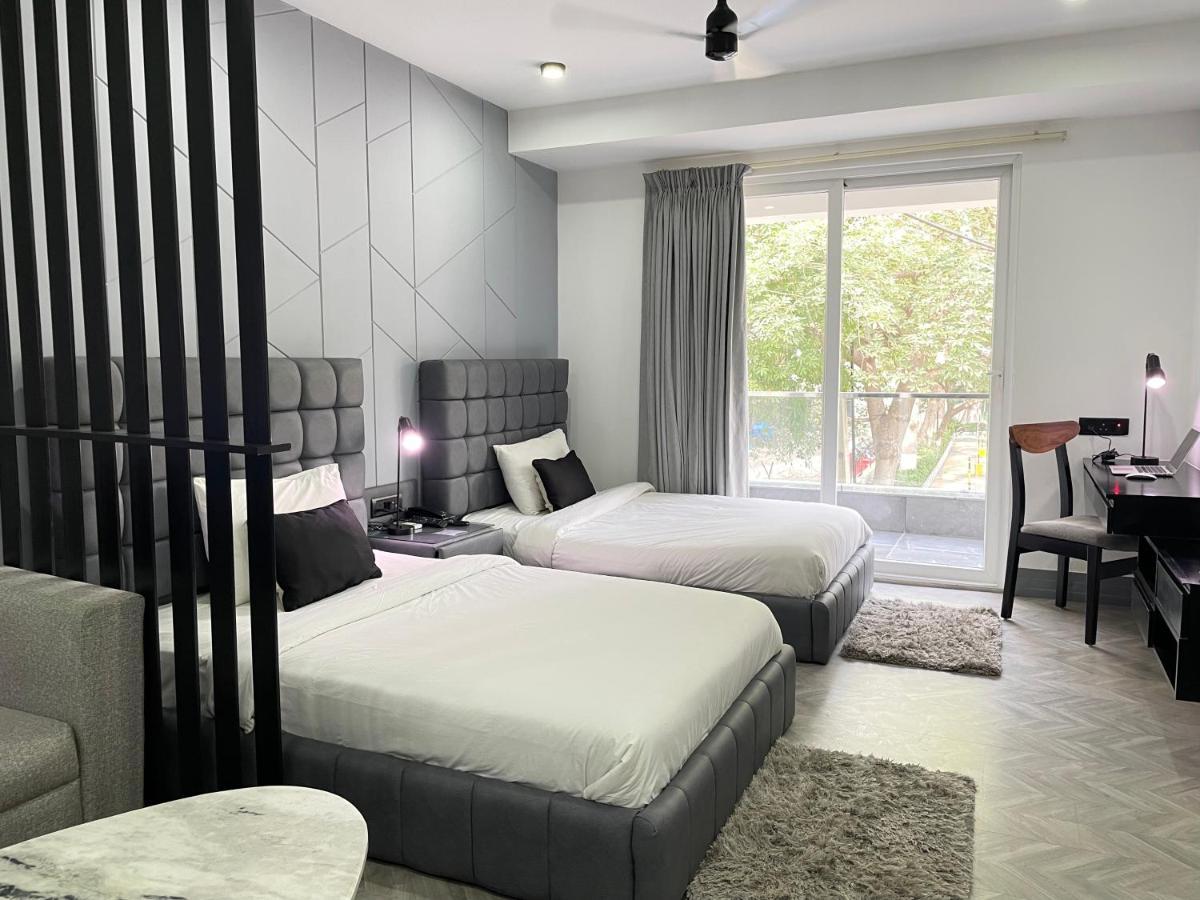Bedchambers Serviced Apartments - Cyber City Gurgaon Buitenkant foto